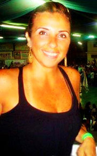 Date this charming Brazil girl Simone from  B-281