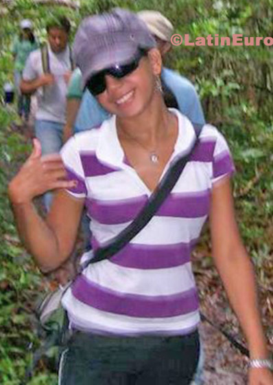 Date this exotic Brazil girl Clecia from Natal B-35