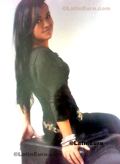 Date this foxy Brazil girl Elaine from Rio de Janeiro BR3566