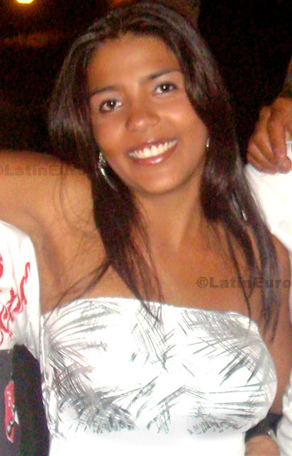 Date this tall Brazil girl Fernanda from Montes Claros B-79