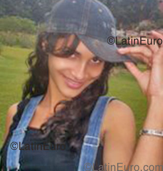 Date this athletic Brazil girl Aline from Itapevi B1088
