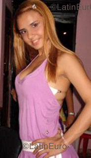 Date this exotic Brazil girl Stephanie from Belem B1103