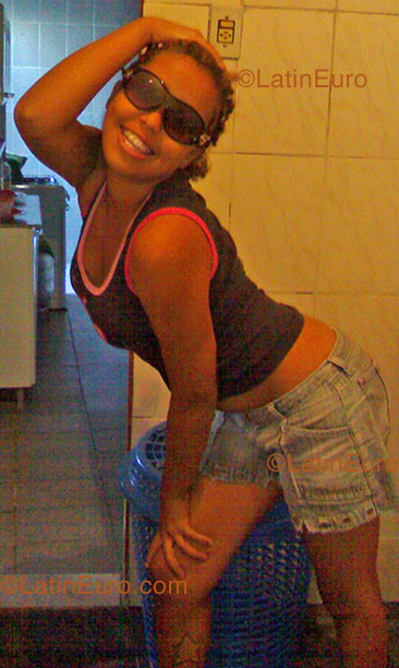 Date this tall Brazil girl Isabelinha from Belo Horizonte B1109