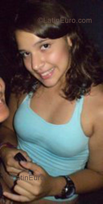 Date this pretty Brazil girl Dayane- from Palmeira Dos Indios B1346