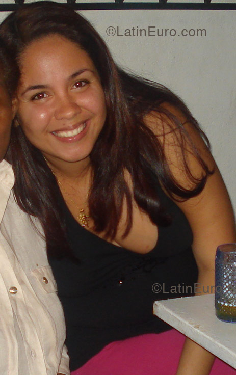 Date this sultry Brazil girl Ana from Rio de Janeiro B1349