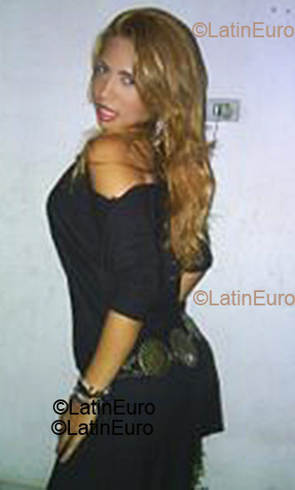Date this hot Brazil girl Andrea from Olinda B1393