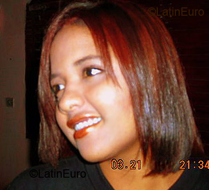 Date this cute Brazil girl Patricia from Nova Ponte B1462