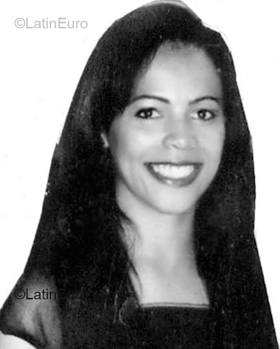Date this passionate Brazil girl Diva from Brasilia B1477