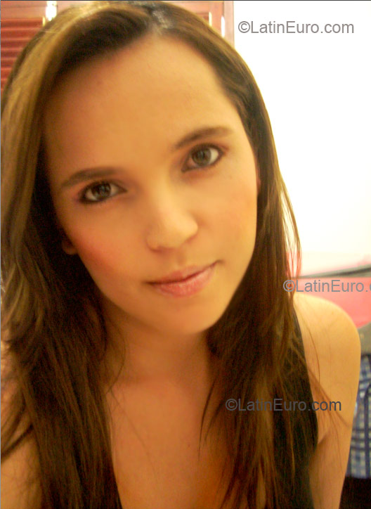 Date this foxy Brazil girl Danielle from Joao Pessoa B1493
