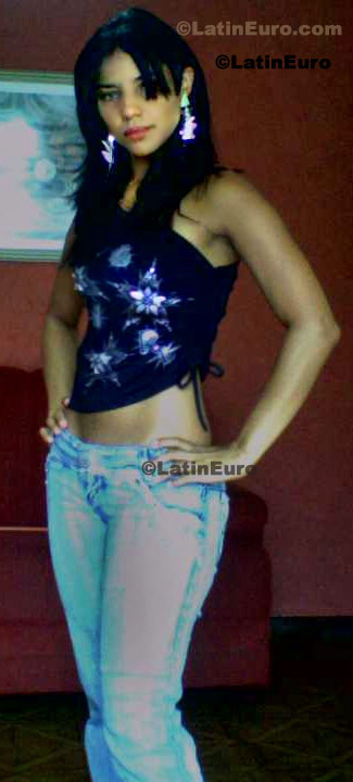 Date this stunning Brazil girl Sandra from Volta Redomda B153