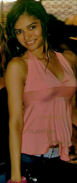 Date this pretty Brazil girl Deborah from Manaus B1591