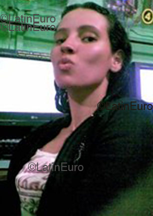 Date this fun Brazil girl B1627 from Belo Horizonte B1627