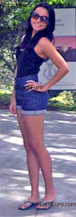 Date this happy Brazil girl Ana from Caucaia B1655