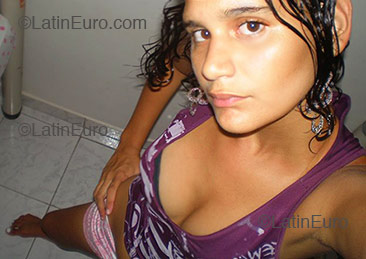 Date this funny Brazil girl Paola from Juazeiro B1697