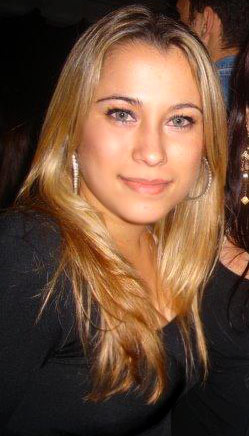 Date this voluptuous Brazil girl Daiene from Jau - B1801