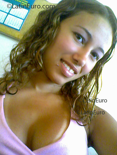 Date this sensual Brazil girl Camila from  B1810