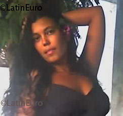 Date this hard body Brazil girl Nadia from  B1828