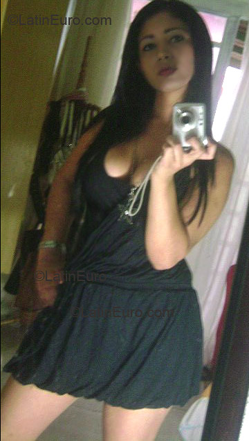 Date this athletic Brazil girl Shirley from Londrina B1928