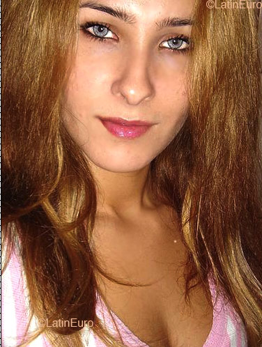 Date this sultry Brazil girl Liliane from  B1940