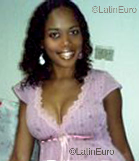 Date this young Brazil girl Milena from Munich B2029