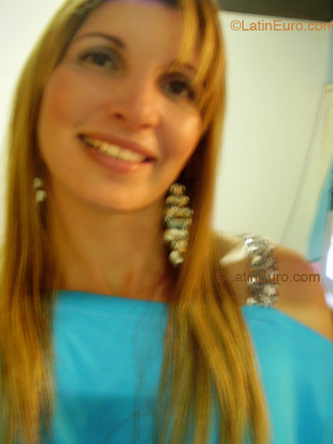 Date this lovely Brazil girl Dilaney from  B2063