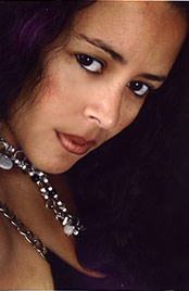 Date this hard body Brazil girl Sulene from  B2069