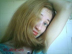 Date this gorgeous Brazil girl Allison from Porto Alegre B2137