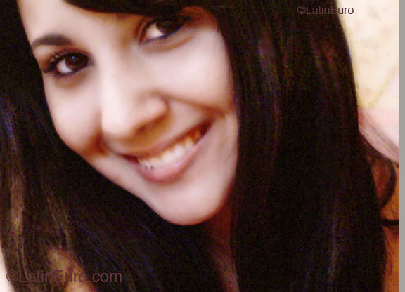 Date this hot Brazil girl Laura from Sao Paulo B2139