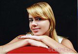 Date this beautiful Brazil girl Elis from Cajazeiras B1731