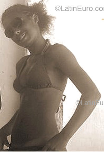 Date this passionate Brazil girl Ciane from  B2199