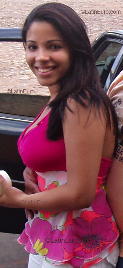 Date this charming Brazil girl Amanda from Teresina B2244