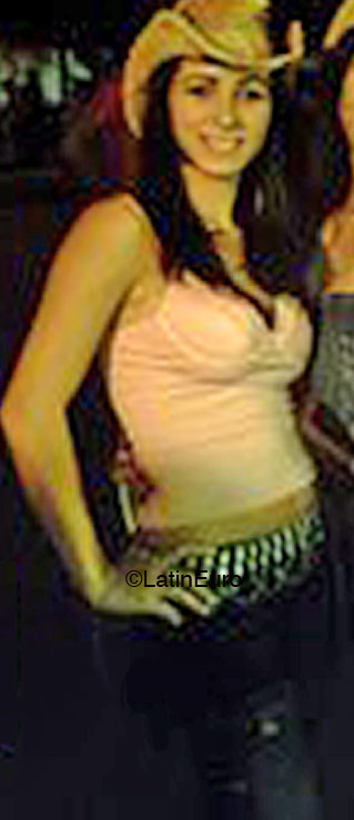 Date this young Brazil girl Simone from  B2256