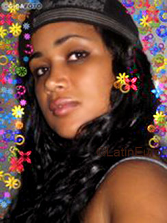 Date this good-looking Brazil girl Joslene from Salvador B2265