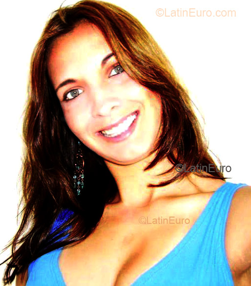 Date this tall Brazil girl Leandra from  B2268