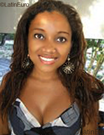 Date this foxy Brazil girl Darliane from Fortaleza B2288