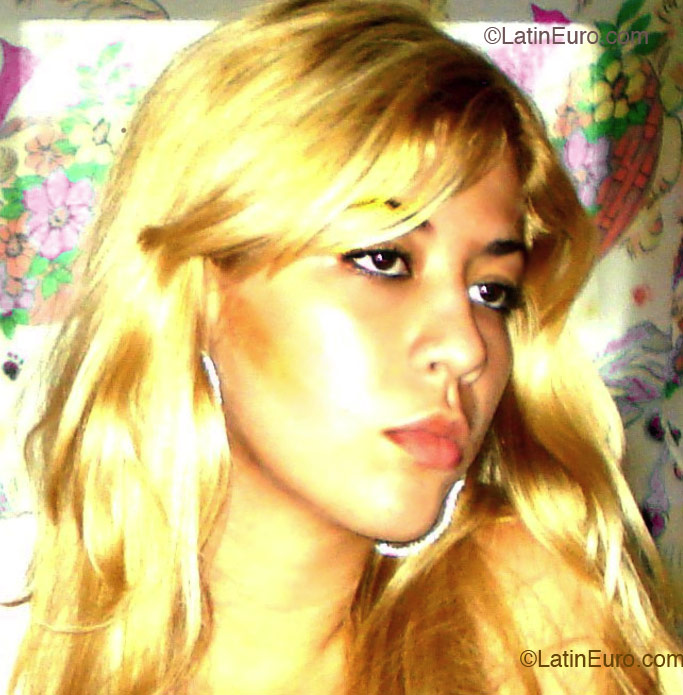 Date this passionate Brazil girl Amira from Rio Branco B2302