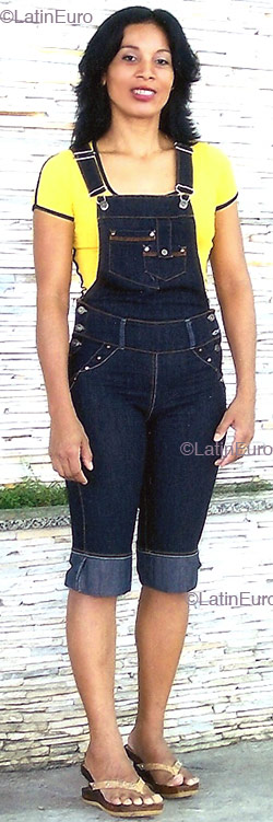 Date this cute Brazil girl Ivonete from  B2316
