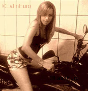 Date this charming Brazil girl Rosa from Belem B370