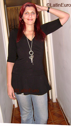 Date this hot Brazil girl Andrea from Sao Paulo B1303