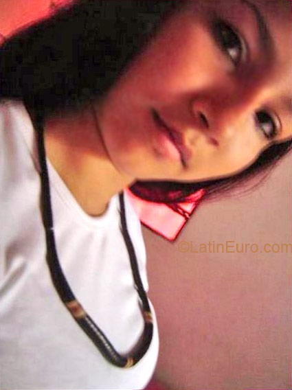 Date this lovely Brazil girl Elka from SAO JORGE B2456