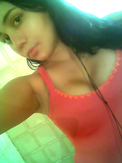 Date this cute Brazil girl Samantha from  B2477