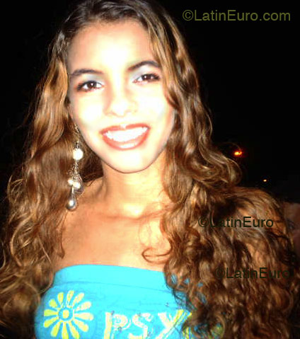 Date this good-looking Brazil girl Deise from SAO PAULO B2511