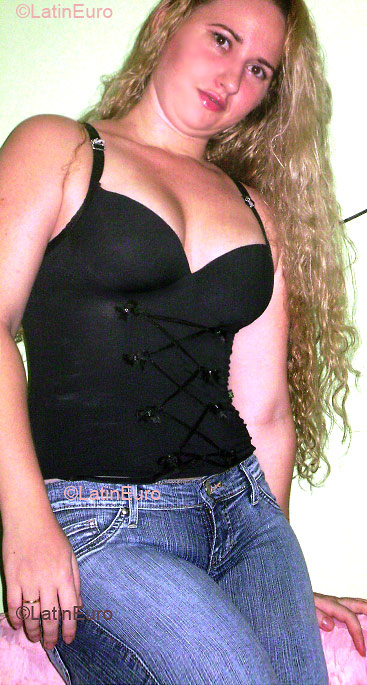 Date this athletic Brazil girl Ketheleen from FORTALEZA B2570