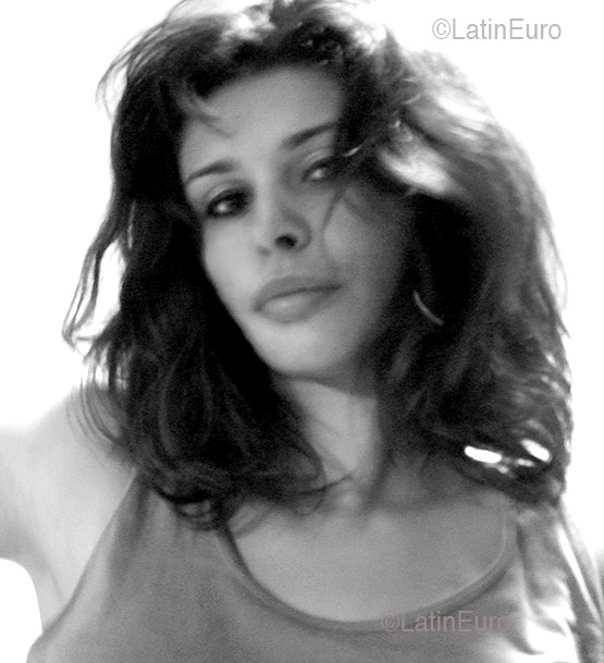 Date this foxy Brazil girl Rosy from SAO PAULO B2623