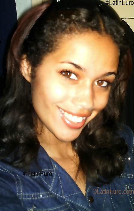 Date this good-looking Brazil girl Dayane from SAO PAULO B2626