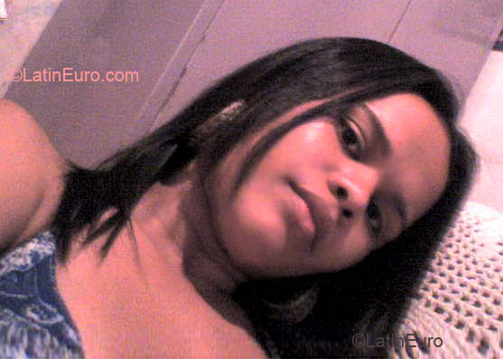 Date this happy Brazil girl Luciana from IMPERATRIZ B2686