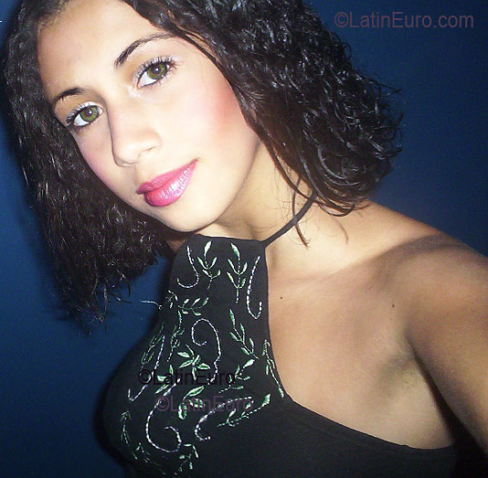 Date this charming Brazil girl Dhully from GOIANIA B2712