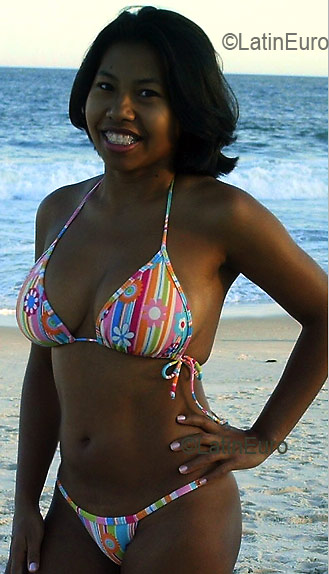 Date this gorgeous Brazil girl Maria from RIO DE JANEIRO B2763