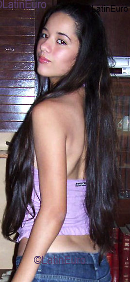 Date this lovely Brazil girl Nayara from GOVERNADOR VALADARES B2809
