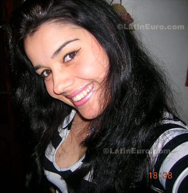 Date this beautiful Brazil girl Cristiane from Curitiba B283